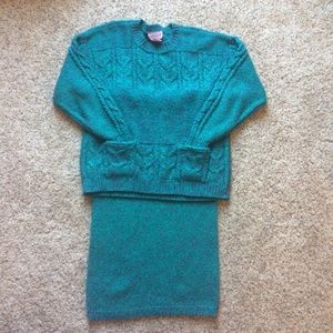 VTG 80s 2 piece skirt sweater set
